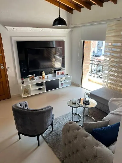 Apartment In Laureles With Jacuzzi And Own Gym Medellin
